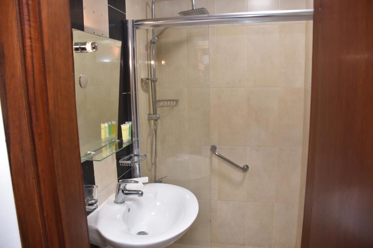 Madison Hotel Amman Dış mekan fotoğraf