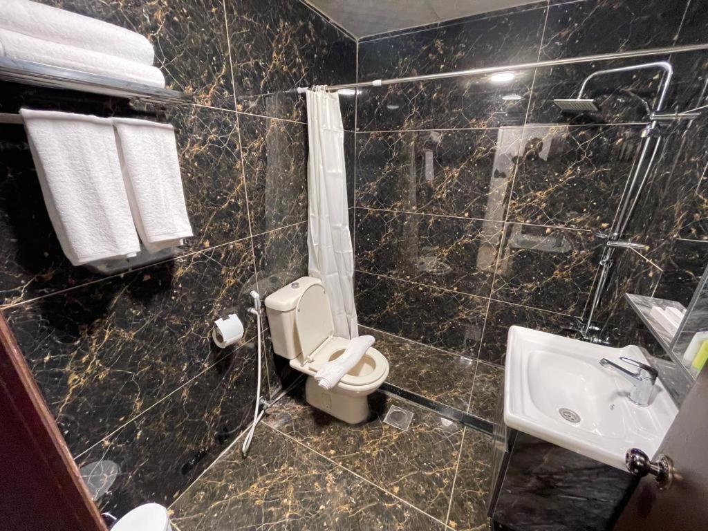 Madison Hotel Amman Dış mekan fotoğraf